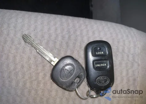 2005 Toyota Corolla Le из США, поврежденный, VIN 1NXBR32E95Z372585